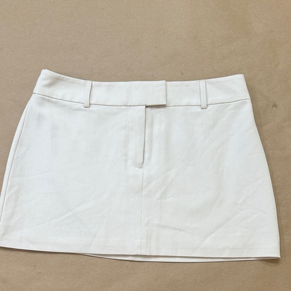 Glassons Sand Colored Lined Mini  Skirt Size 10 - Picture 1 of 8